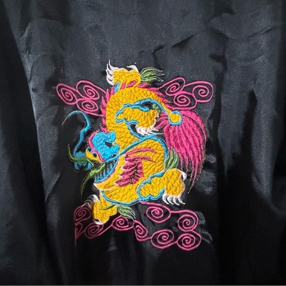 Asian Vintage Silk feel Reversible embroidered Dragon Robe one size - Picture 3 of 16